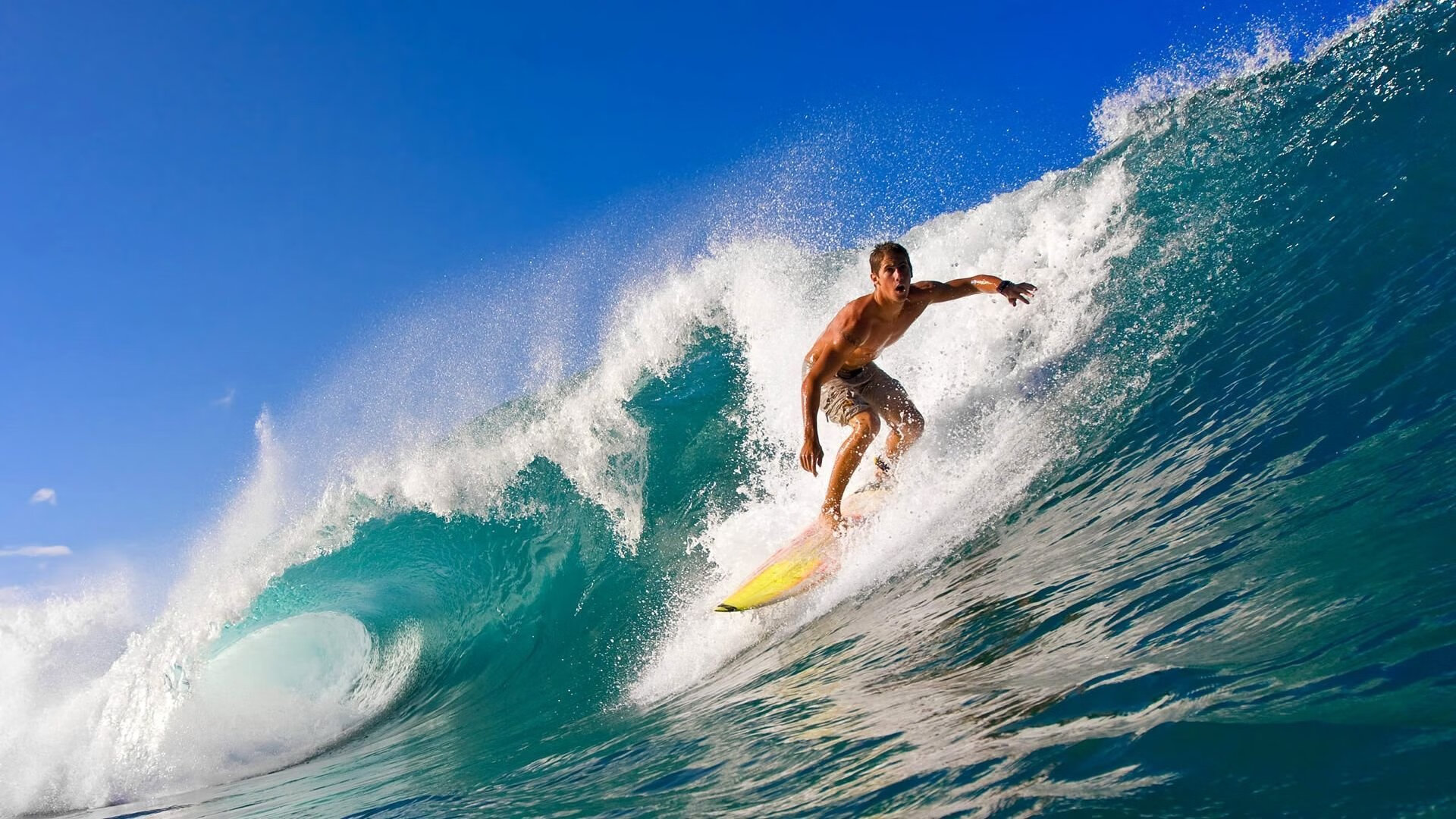 世界杯决赛：门将马丁内斯又上演扑点好戏 心理战术却继续引发礼仪争议